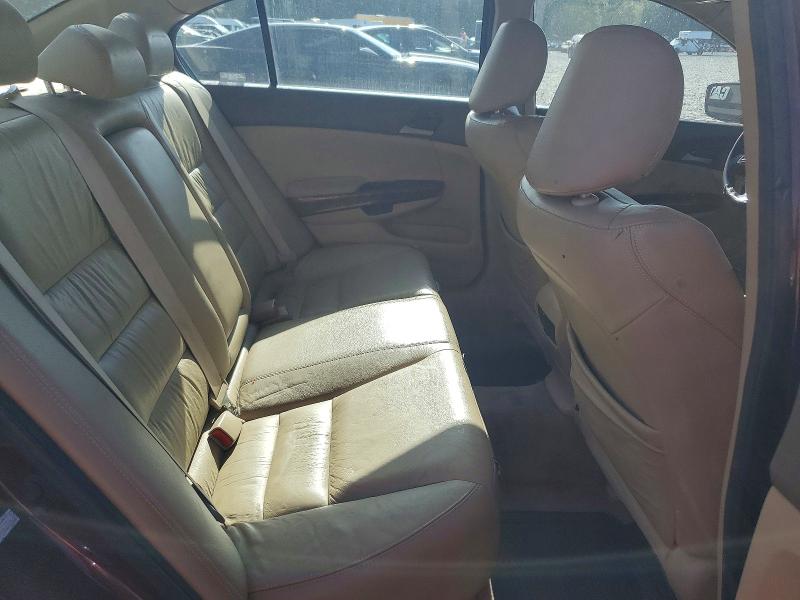 Photo 10 from auction – 2010 HONDA ACCORD with VIN 1HGCP2F85AA010554