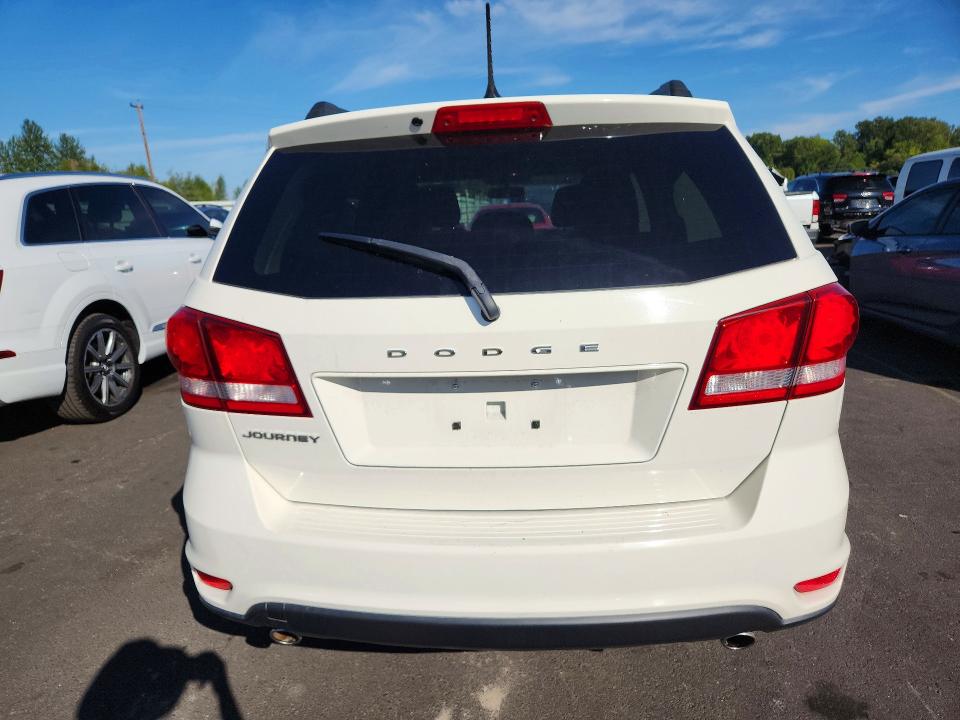 Photo 6 from auction – 2011 DODGE JOURNEY with VIN 3D4PG1FG4BT567258