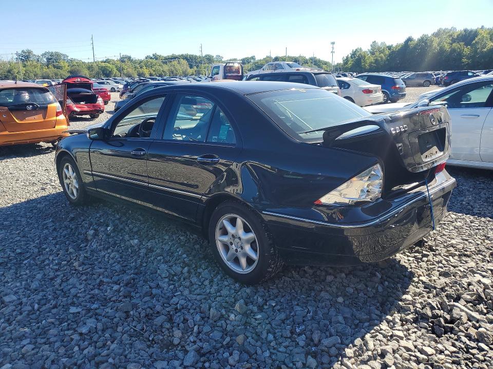 Photo 2 from auction – 2003 MERCEDES-BENZ C with VIN WDBRF64J93F339352