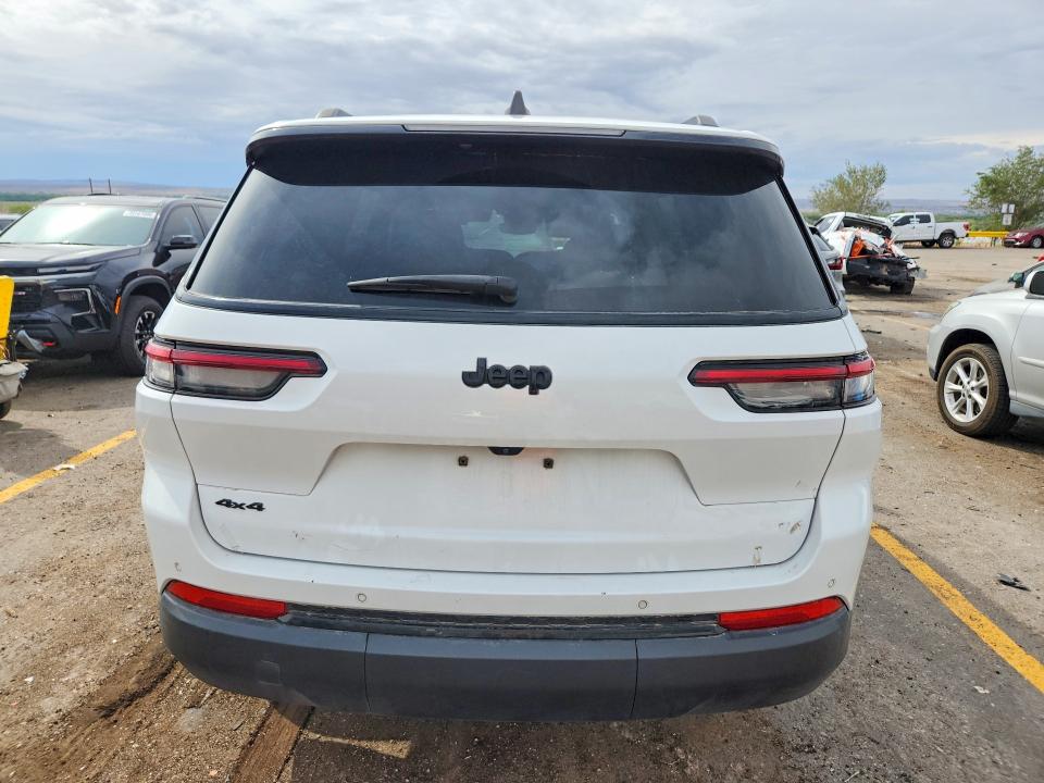 Снимка 6 от търг – 2024 JEEP GRAND CHEROKEE с VIN 1C4RJKAG1R8522100
