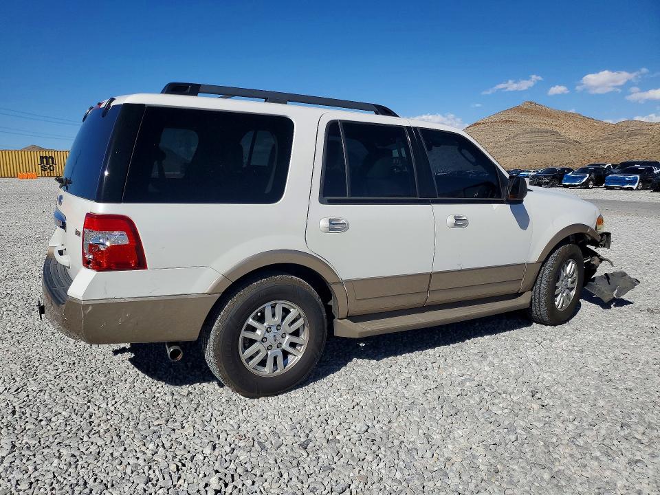 Photo 3 from auction – 2011 FORD EXPEDITION with VIN 1FMJU1J52BEF38998