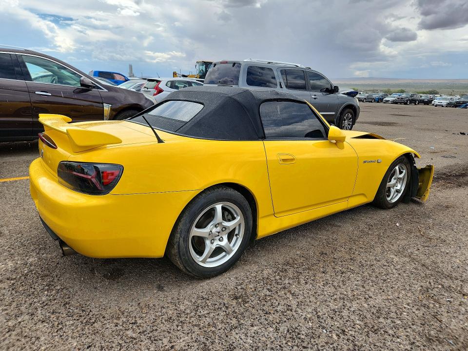 Фото 3 с аукциона – 2001 HONDA S2000 с VIN JHMAP11421T001320