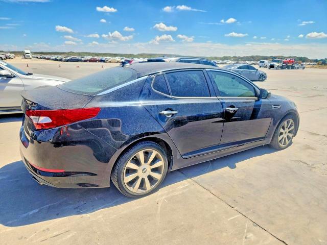 Photo 3 from auction – 2012 KIA OPTIMA with VIN 5XXGR4A64CG078945
