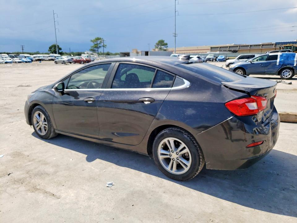 Photo 2 from auction – 2016 CHEVROLET CRUZE with VIN 1G1BE5SM4G7321024