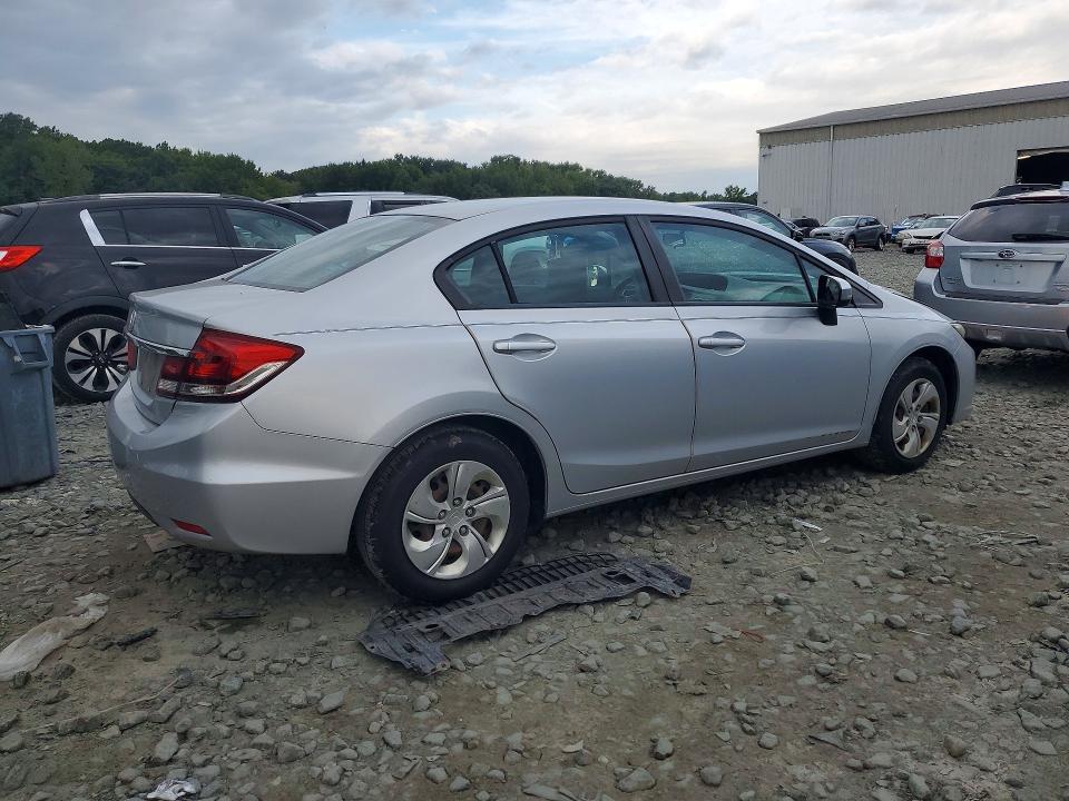 Photo 3 from auction – 2014 HONDA CIVIC with VIN 2HGFB2F57EH554837