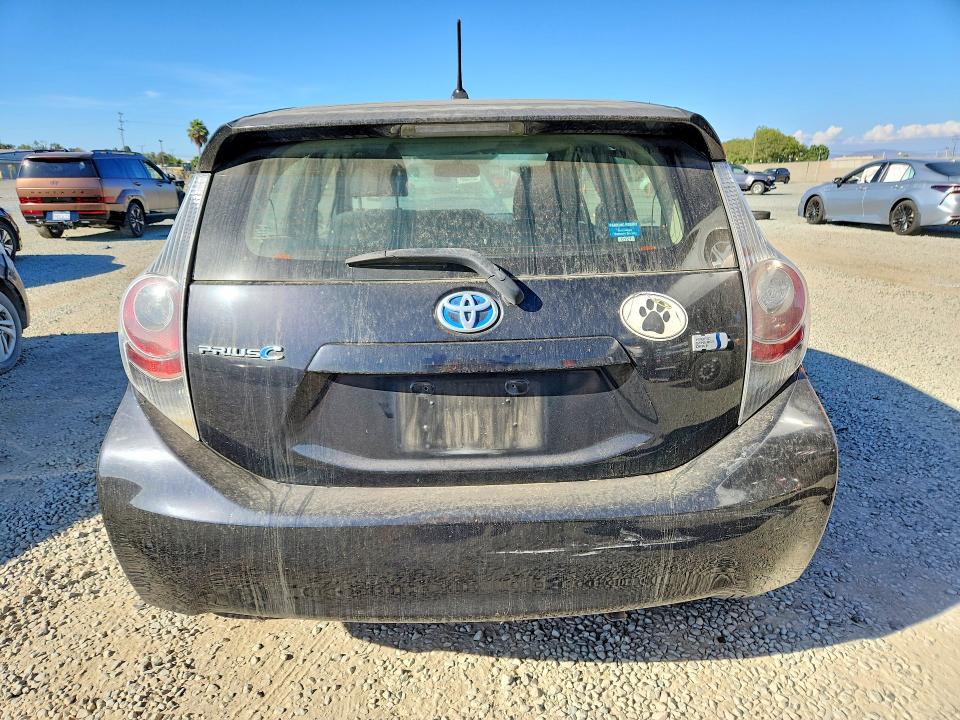 Photo 6 from auction – 2013 TOYOTA PRIUS C with VIN JTDKDTB30D1528479