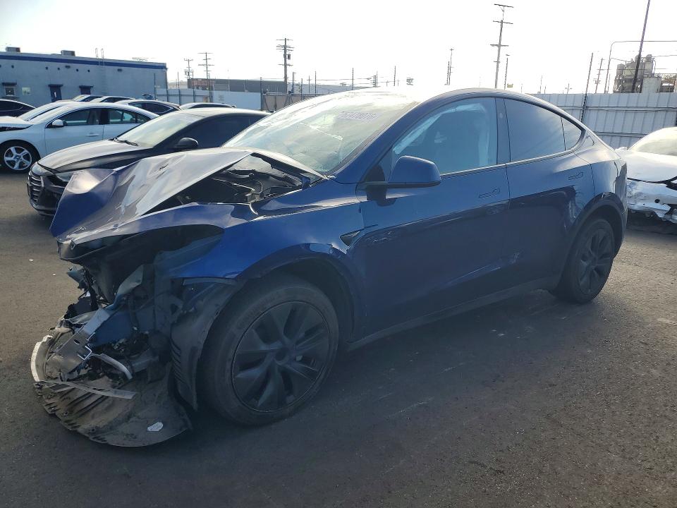 TESLA MODEL Y 2024 с VIN 7SAYGDEE6RF180256 - Снимка от търг