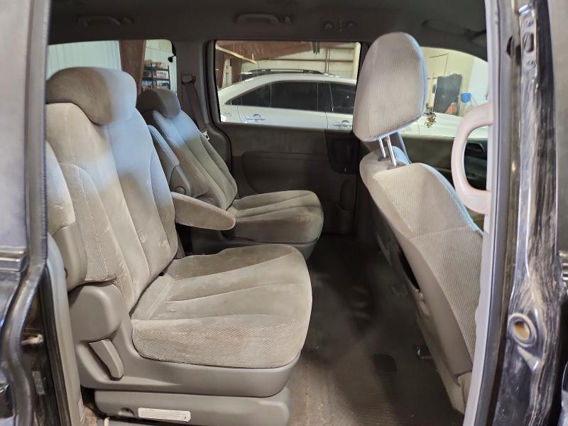 Photo 11 from auction – 2006 KIA SEDONA with VIN KNDMB233966029662