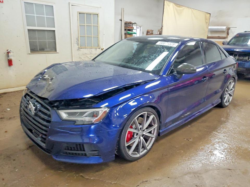 AUDI S3 2018 с VIN WAUB1GFF5J1046636 - Фото с аукциона