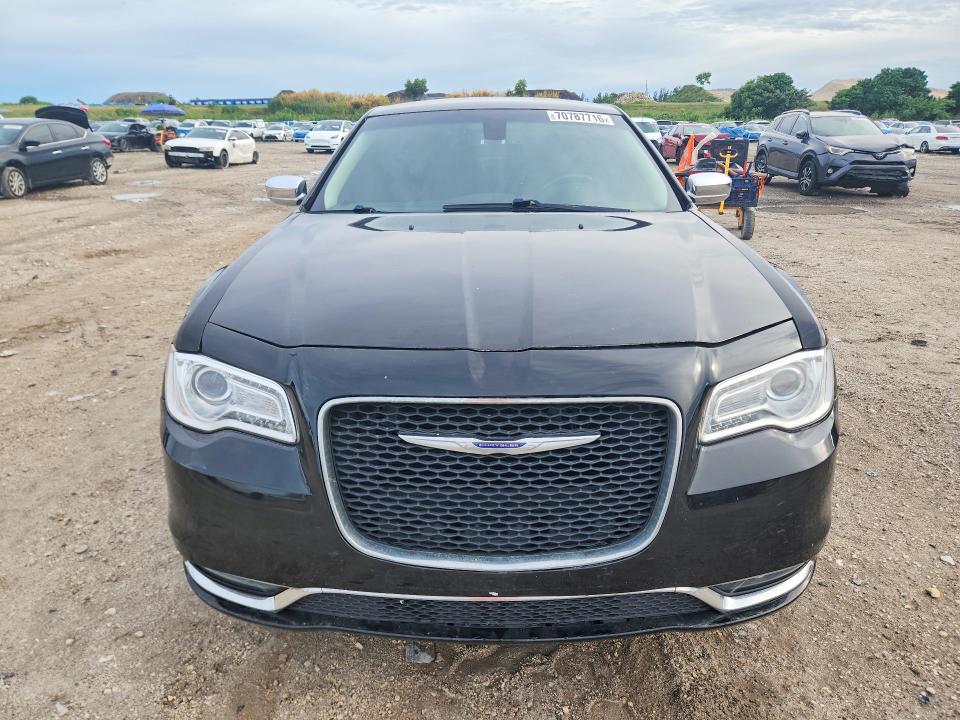 Zdjęcie 5 z aukcji – 2019 CHRYSLER 300 z VIN 2C3CCAKG9KH690032