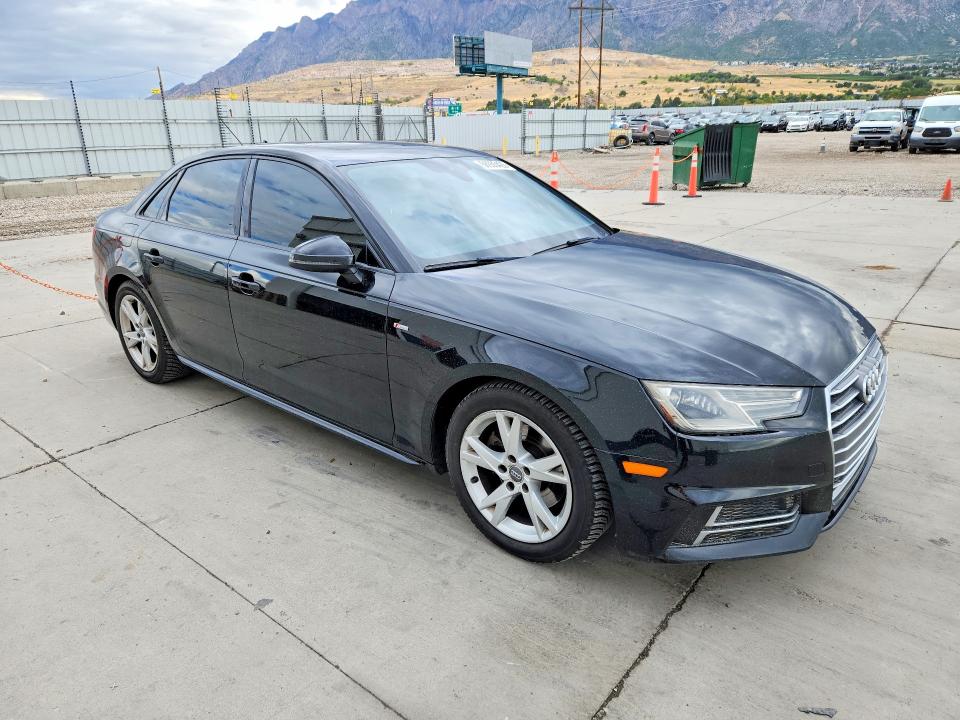 صورة رقم 4 من المزاد - 2018 AUDI A4 مع VIN WAUKMAF48JA006294