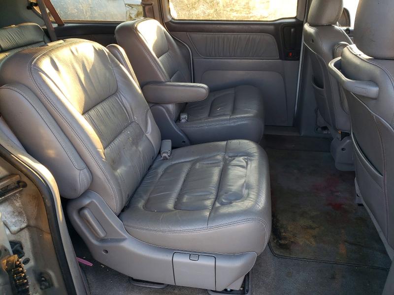 Photo 11 from auction – 2004 HOND ODYSSEY with VIN 5FNRL18944B064105