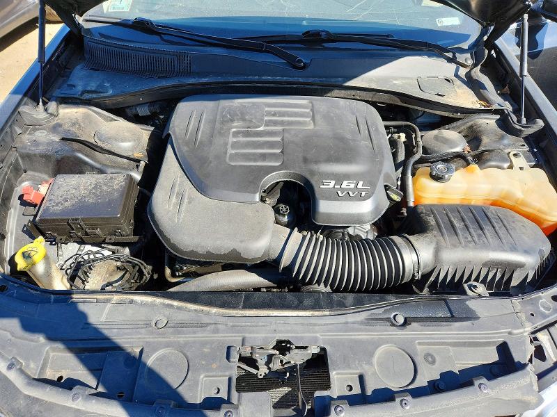 Снимка 11 от търг – 2017 CHRYSLER 300 с VIN 2C3CCAAG7HH663759