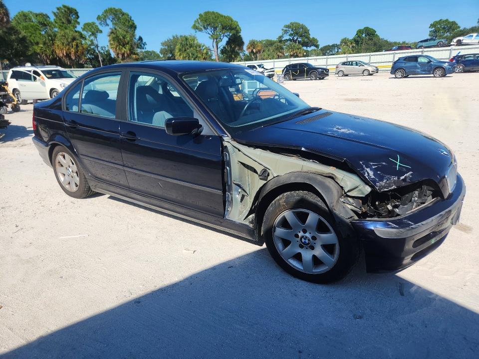Photo 4 from auction – 1999 BMW 323 with VIN WBAAM3338XFP53845
