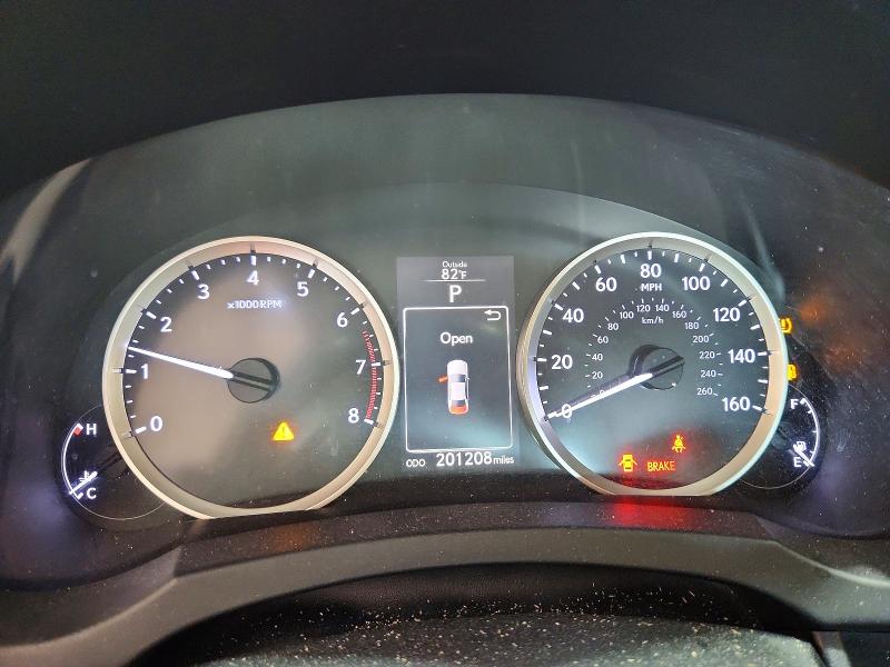 Photo 9 from auction – 2014 LEXUS IS with VIN JTHCF1D20E5014115