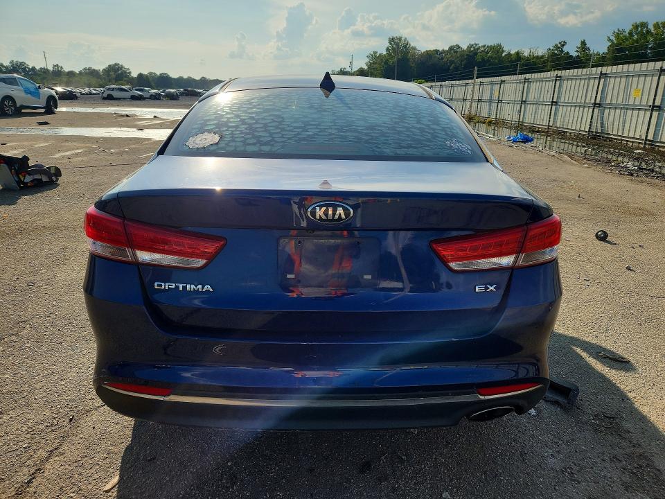صورة رقم 6 من المزاد - 2016 KIA OPTIMA مع VIN 5XXGU4L33GG099857