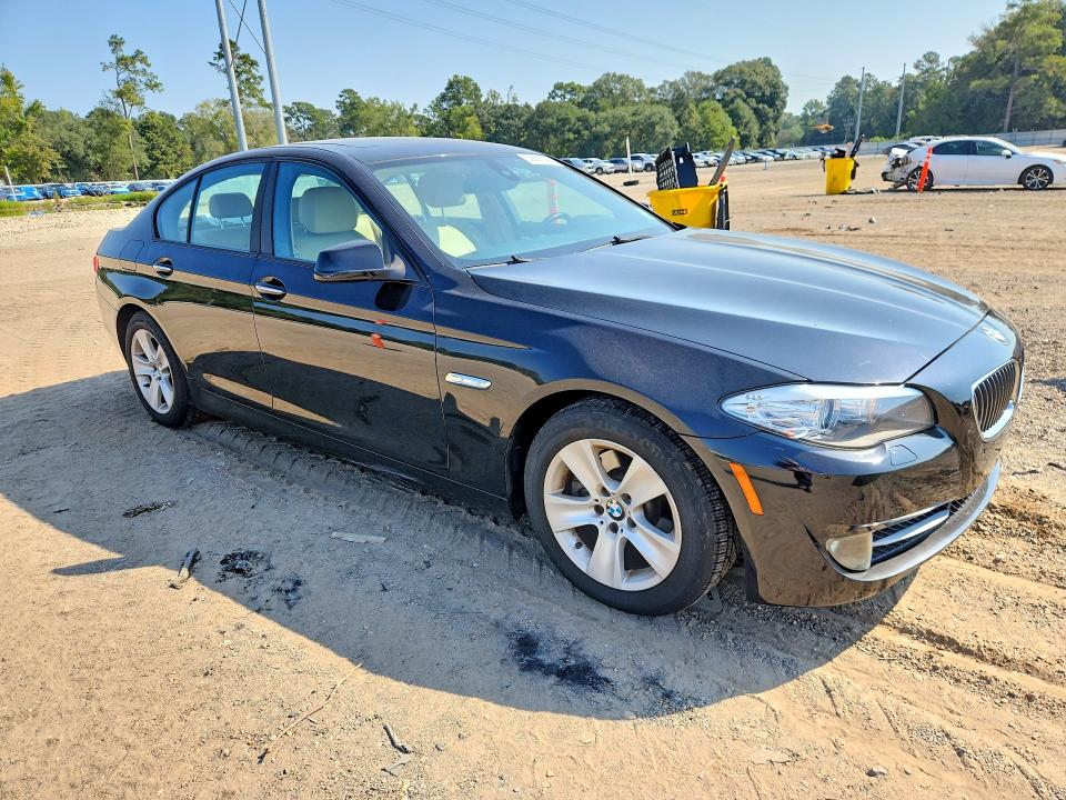Photo 4 from auction – 2011 BMW 528 with VIN WBAFR1C5XBC739341