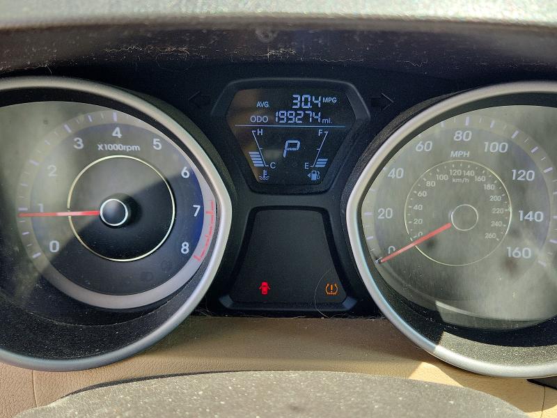 Photo 9 from auction – 2013 HYUNDAI ELANTRA with VIN KMHDH4AE5DU554396