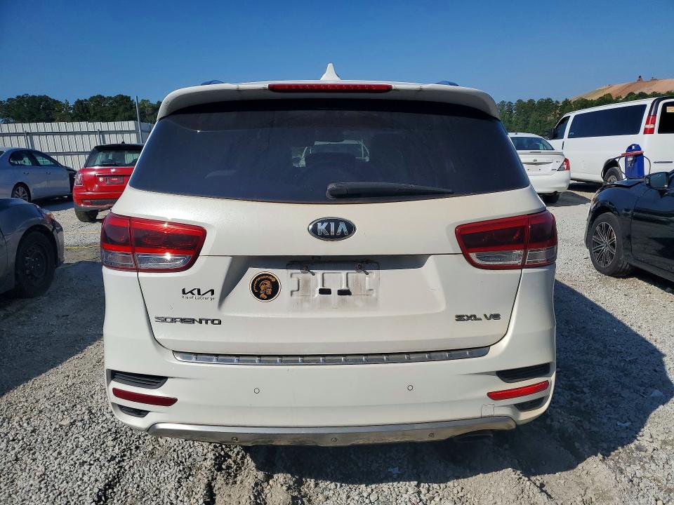 Photo 6 from auction – 2017 KIA SORENTO with VIN 5XYPK4A59HG277682