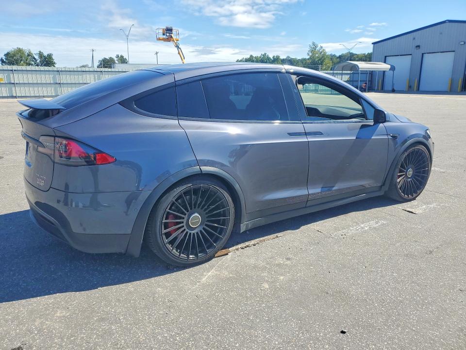 Photo 3 from auction – 2021 TESLA MODEL X with VIN 5YJXCBE49MF322706