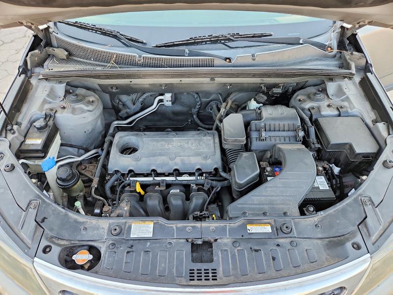 Photo 12 from auction – 2011 KIA SORENTO with VIN 5XYKT3A18BG046049
