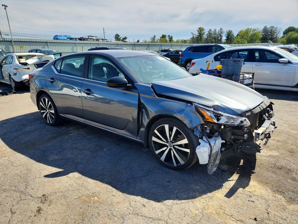 Снимка 4 от търг – 2022 NISSAN ALTIMA с VIN 1N4BL4CW0NN307451