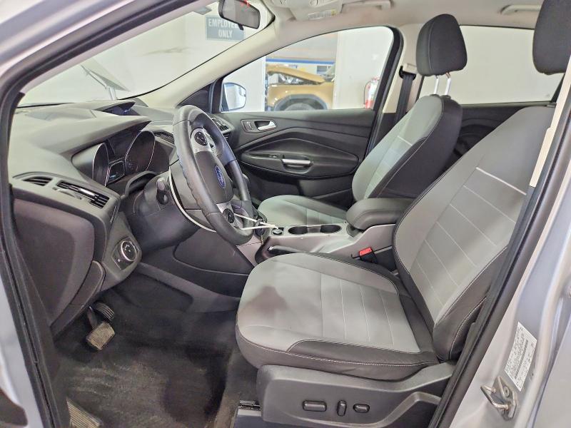 Foto 7 de la subasta – 2015 FORD ESCAPE con VIN 1FMCU9G95FUB10436