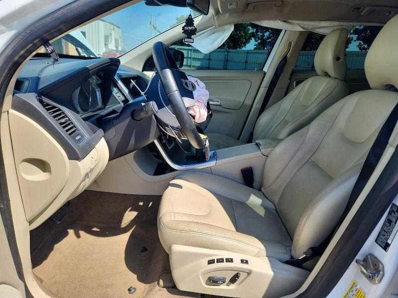 Photo 7 from auction – 2015 VOLVO XC60 with VIN YV4902RC8F2563064