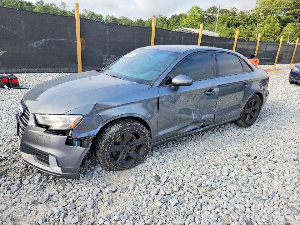 Снимка 1 от търг – 2017 AUDI A3 с VIN WAUB8GFF5H1015392