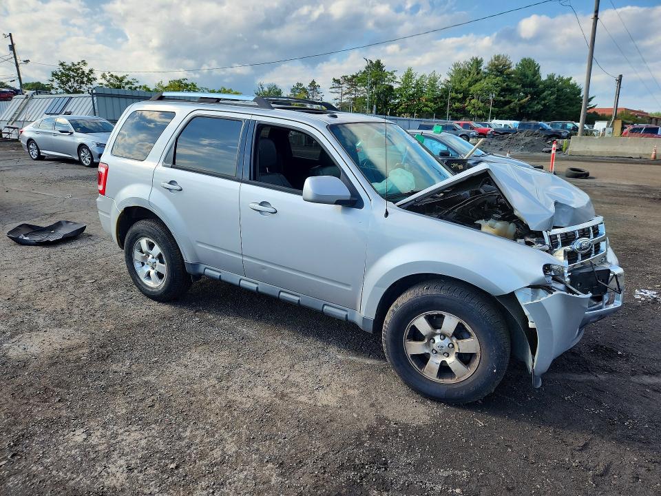 Photo 4 from auction – 2012 FORD ESCAPE with VIN 1FMCU9E73CKA96609