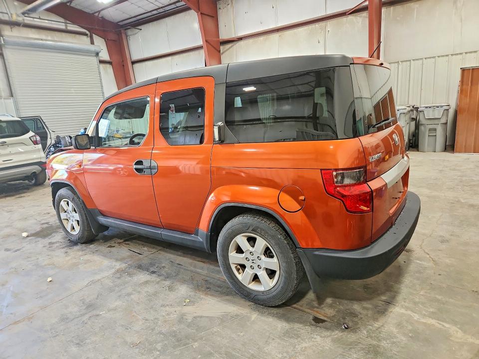 صورة رقم 2 من المزاد - 2011 HONDA ELEMENT مع VIN 5J6YH2H70BL003453
