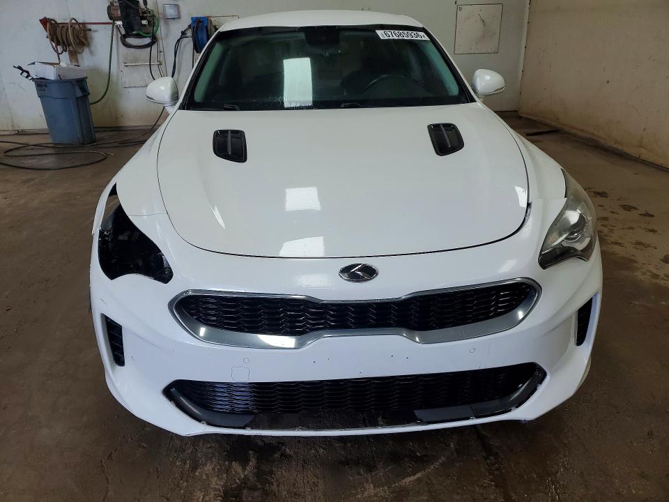 Снимка 5 от търг – 2018 KIA STINGER с VIN KNAE15LA2J6031122