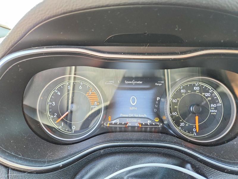 Photo 9 from auction – 2019 JEEP CHEROKEE with VIN 1C4PJMDX9KD331312