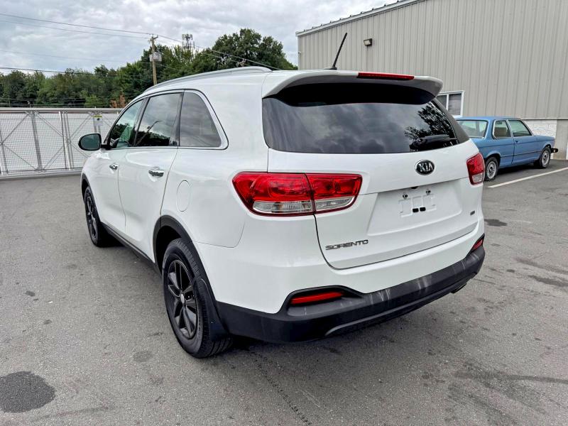 Photo 2 from auction – 2017 KIA SORENTO with VIN 5XYPG4A32HG262697
