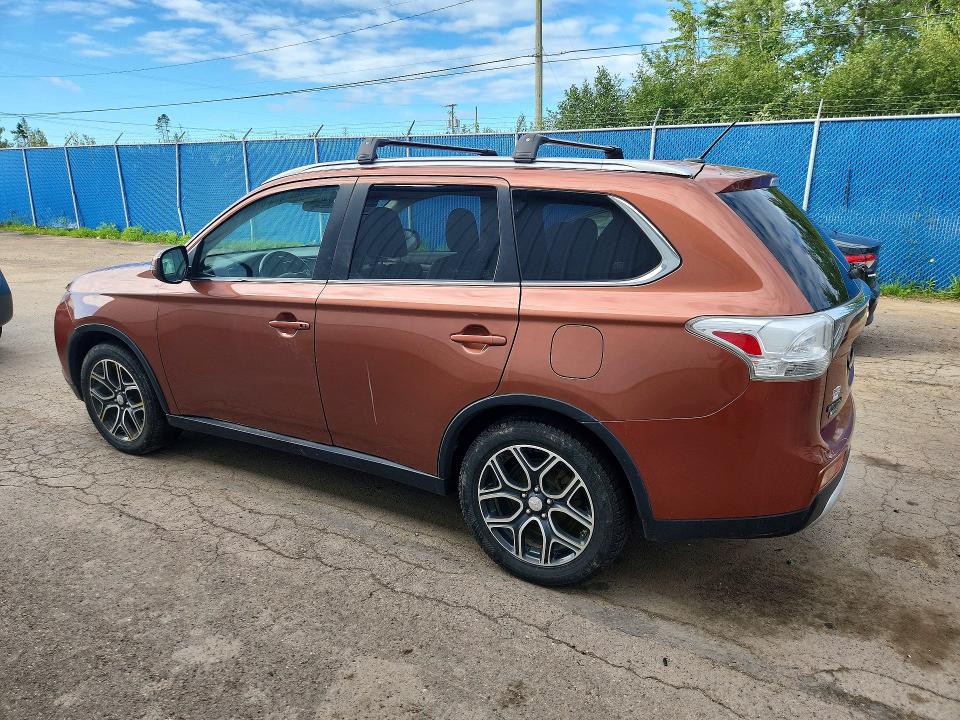 Photo 2 from auction – 2015 MITSUBISHI OUTLANDER with VIN JA4JZ4AX8FZ602446