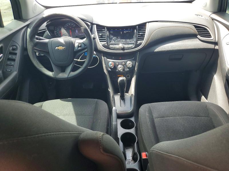 Photo 8 from auction – 2019 CHEVROLET TRAX with VIN 3GNCJKSB4KL402895