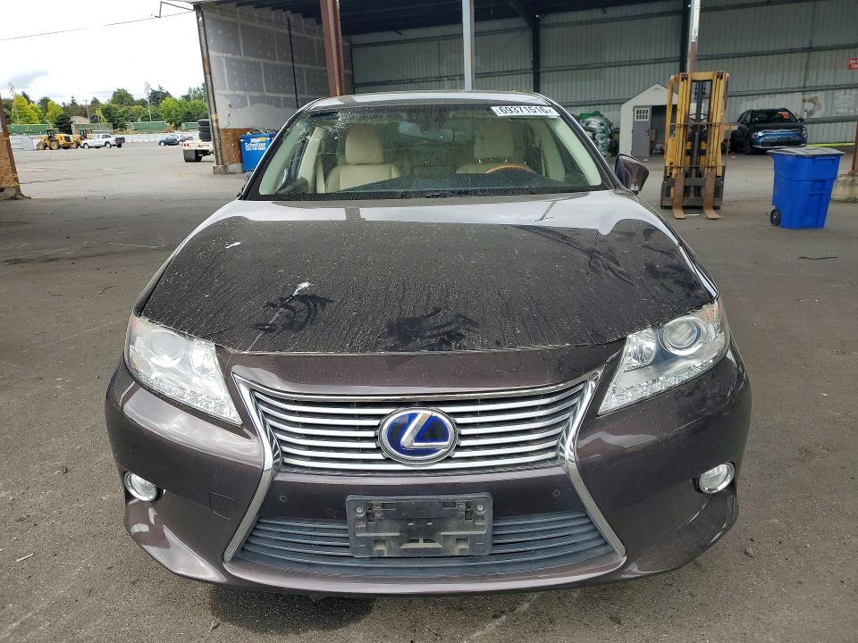 Photo 5 from auction – 2013 LEXUS ES with VIN JTHBW1GG4D2021135
