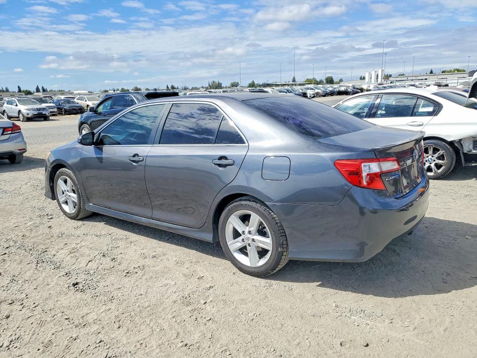 Photo 2 from auction – 2013 TOYOTA CAMRY with VIN 4T1BF1FK9DU668718