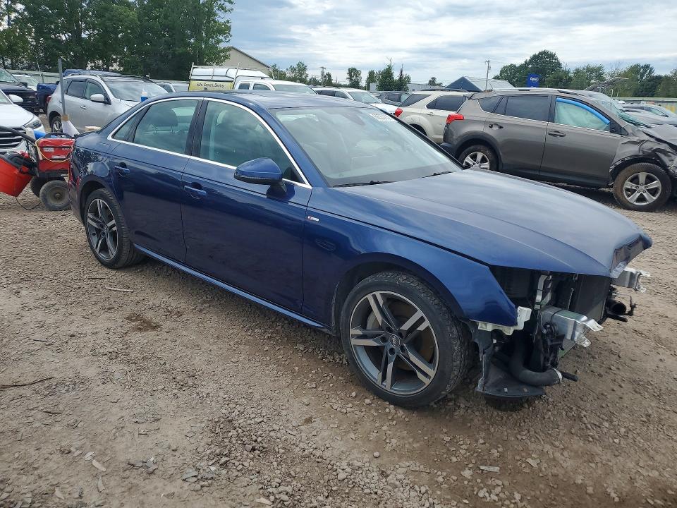 Zdjęcie 4 z aukcji – 2018 AUDI A4 z VIN WAUENAF47JN000909