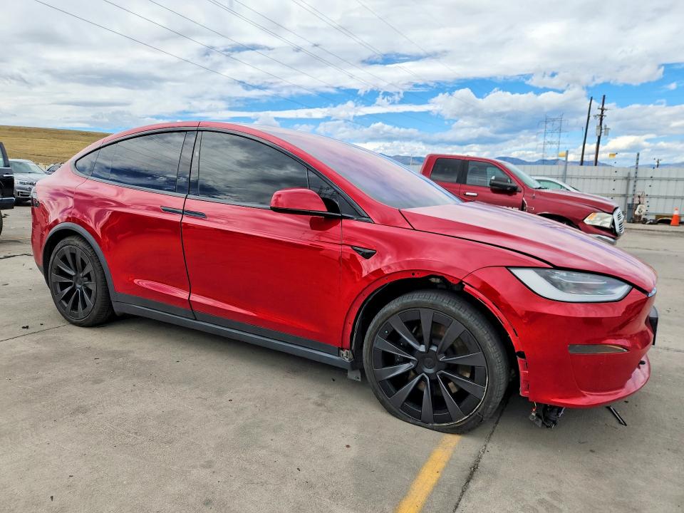 Foto 4 de la subasta – 2023 TESLA MODEL X con VIN 7SAXCDE50PF371949