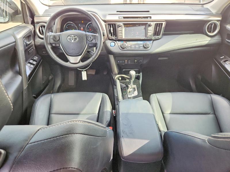 Photo 8 from auction – 2016 TOYOTA RAV4 HV with VIN JTMDJREV4GD056114