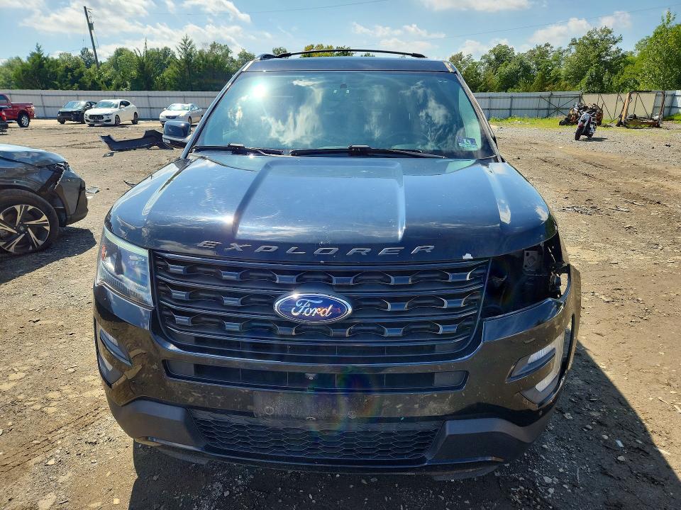 Photo 5 from auction – 2017 FORD EXPLORER with VIN 1FM5K8GT8HGC36330