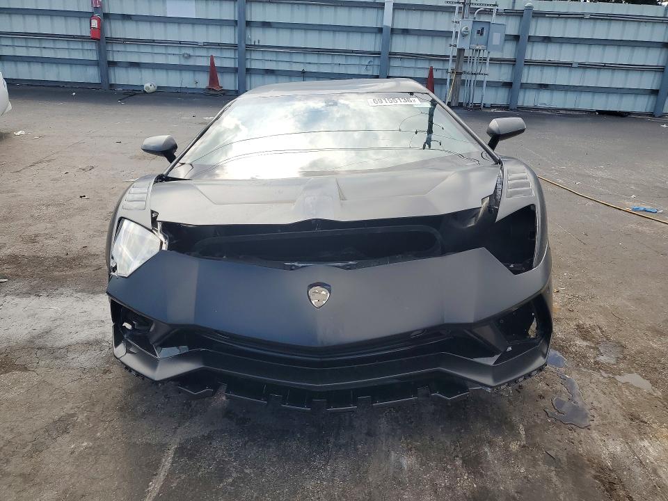 Photo 5 from auction – 2018 LAMBORGHINI AVENTADOR with VIN ZHWUG4ZD5JLA06879
