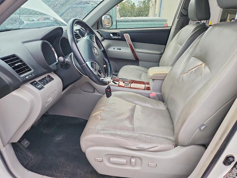Снимка 7 от търг – 2013 TOYOTA HIGHLANDER с VIN JTEDC3EH0D2015421