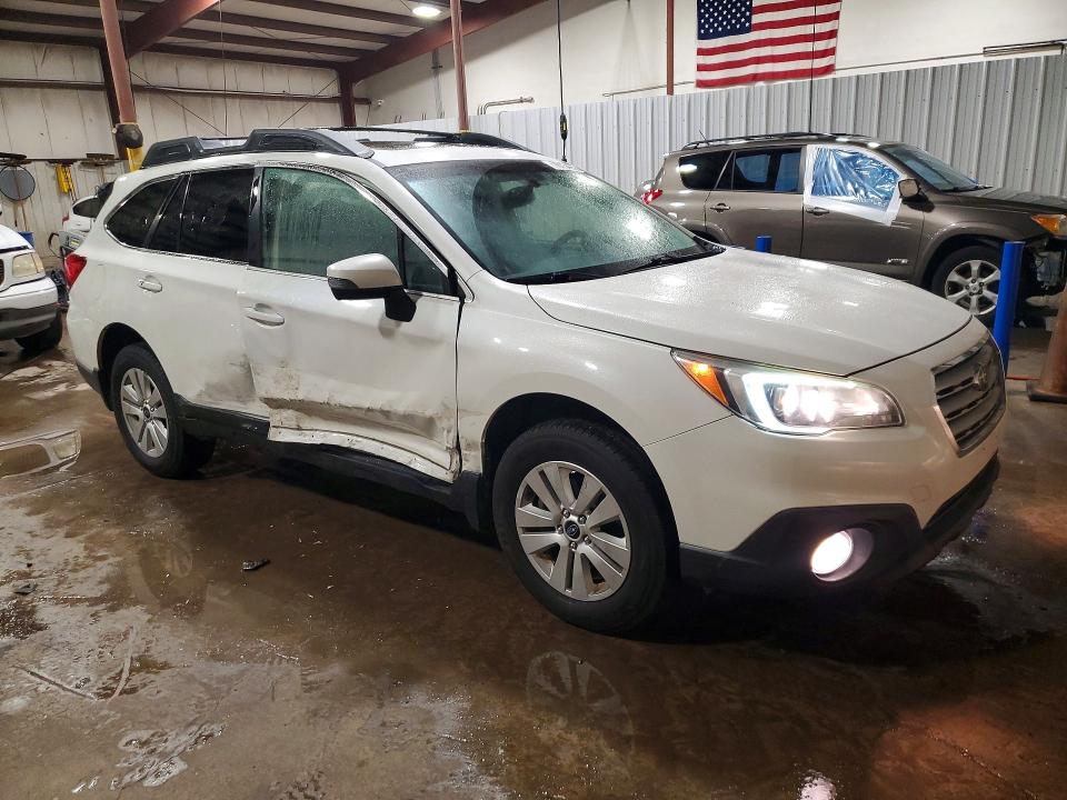 Фото 4 с аукциона – 2015 SUBARU OUTBACK с VIN 4S4BSAHC7F3326274