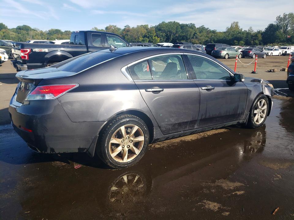 Снимка 3 от търг – 2012 ACURA TL с VIN 19UUA8F50CA000774