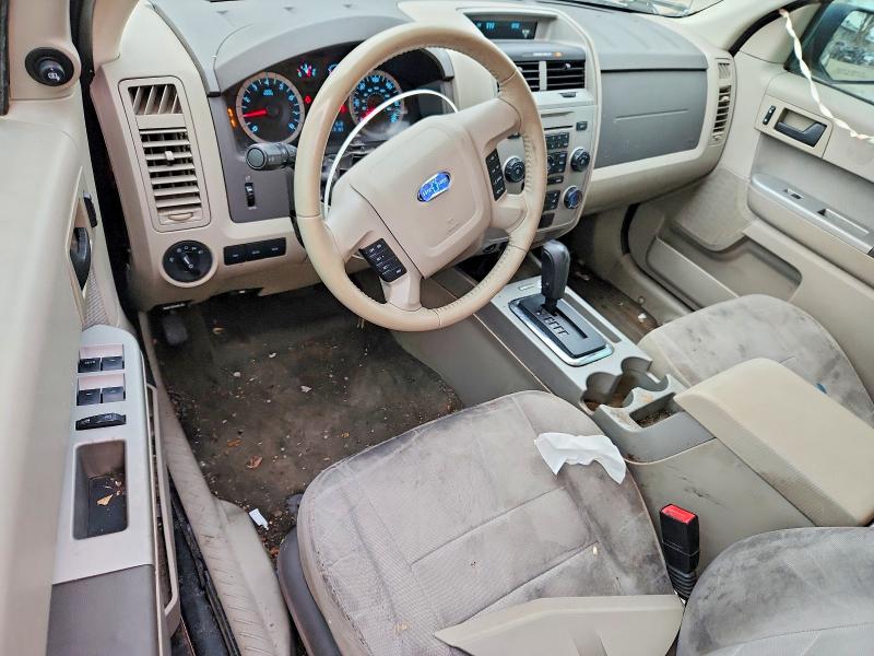 Снимка 8 от търг – 2011 FORD ESCAPE с VIN 1FMCU0DG7BKB33821