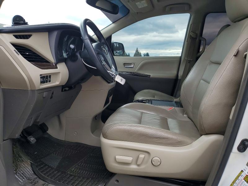 Photo 7 from auction – 2017 TOYOTA SIENNA with VIN 5TDDZ3DC8HS150654