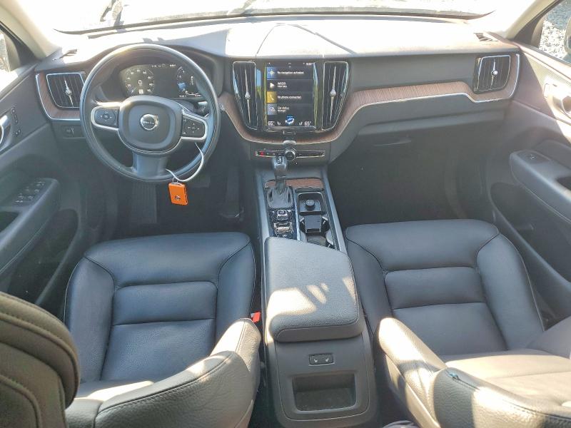 Photo 8 from auction – 2021 VOLVO XC60 with VIN YV4102RK3M1841120