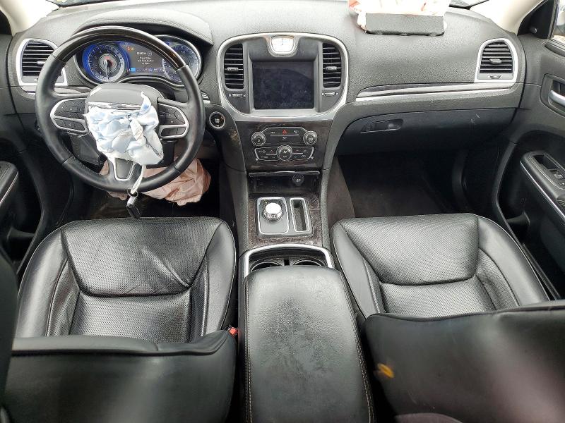 صورة رقم 8 من المزاد - 2018 CHRYSLER 300 مع VIN 2C3CCAKG8JH137788